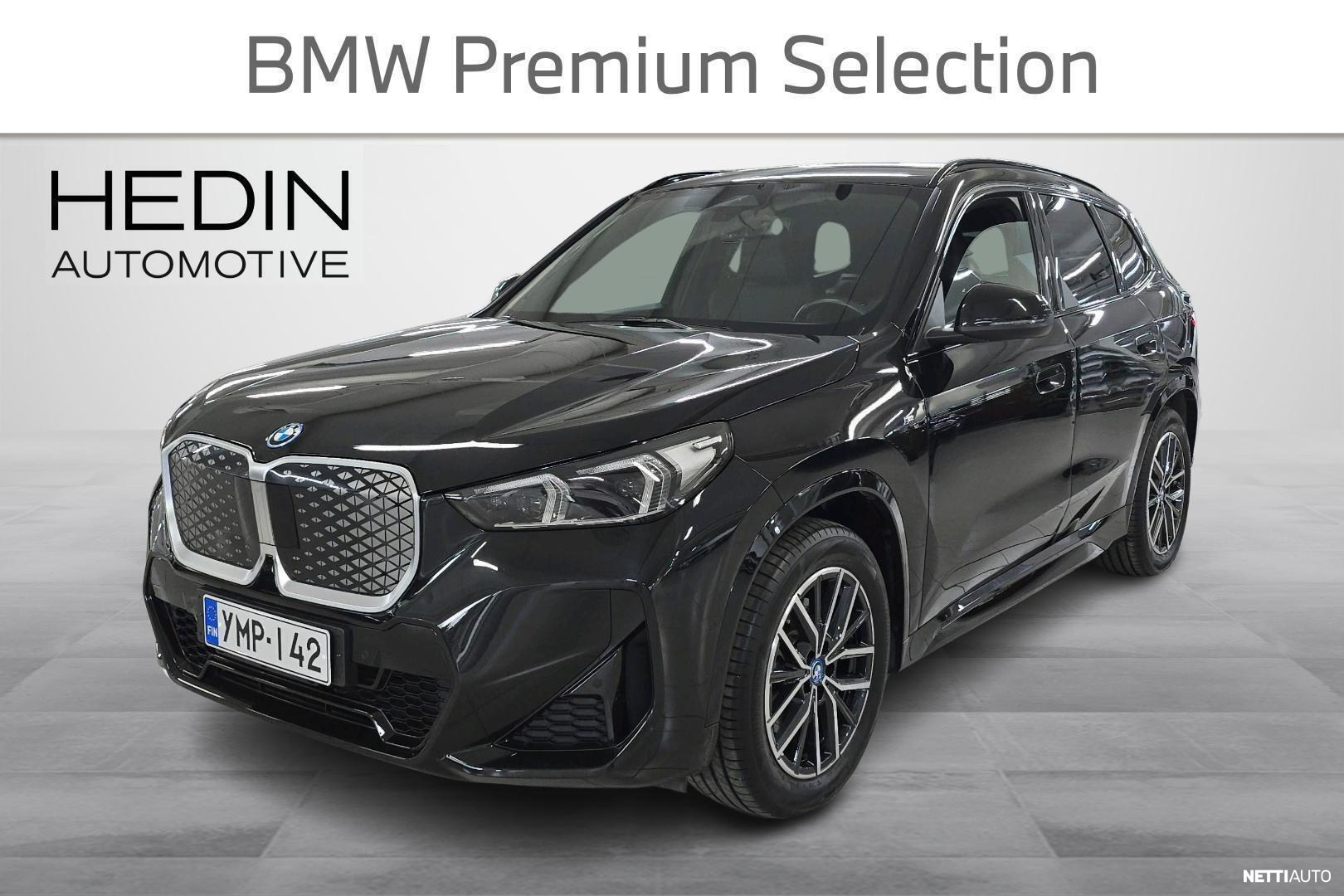 BMW iX1