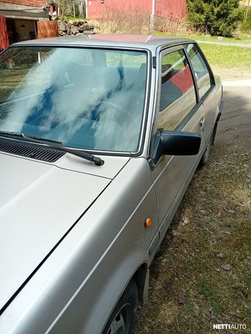 Datsun-Nissan Sunny