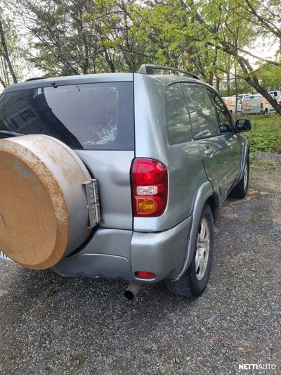 Toyota RAV4 2004, photo 5/19