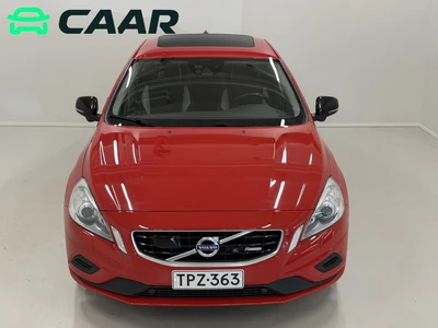 Volvo S60 D5 AWD R-Design 2011, photo 3/36