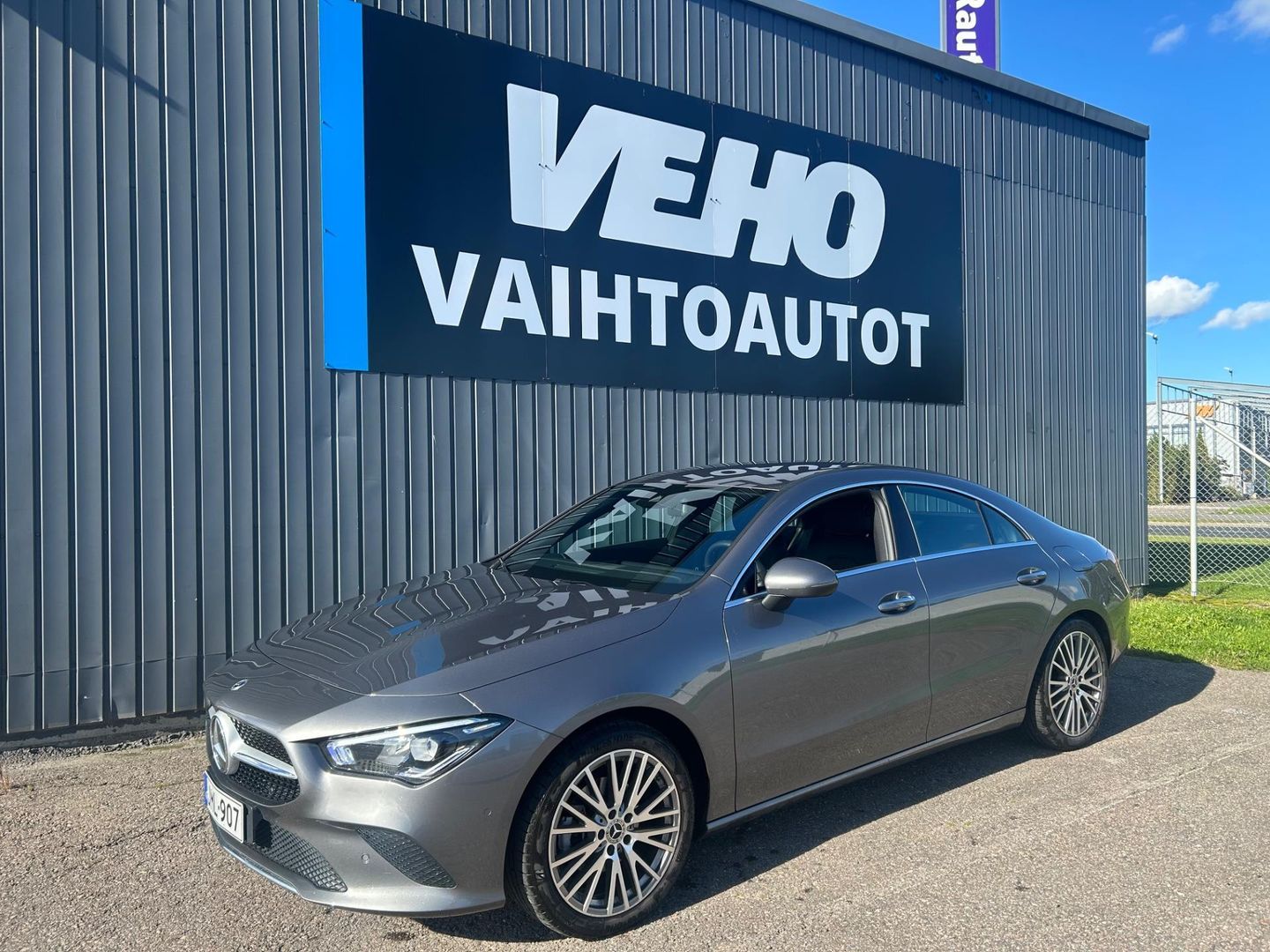 Mercedes-Benz CLA