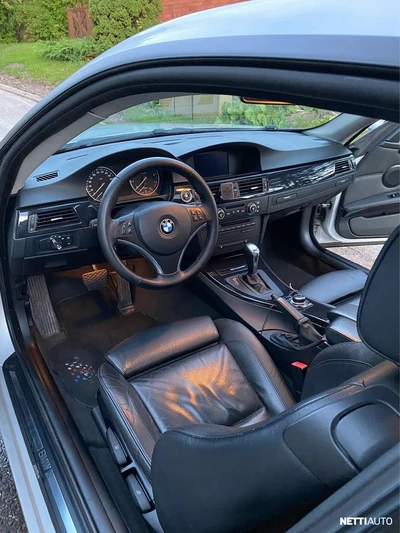 BMW 320 2009, kuva 4/5