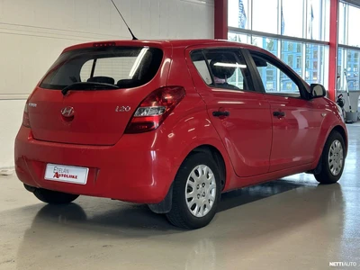 Hyundai i20 2010, photo 6/9