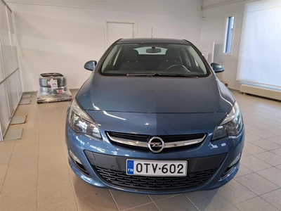 Opel Astra 2013, photo 2/10