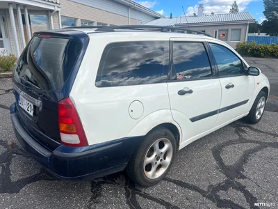 Ford Focus 2005, photo 6/19