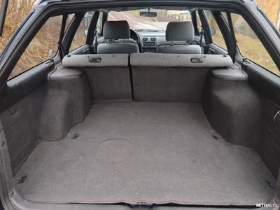 Subaru Legacy 1996, photo 3/6