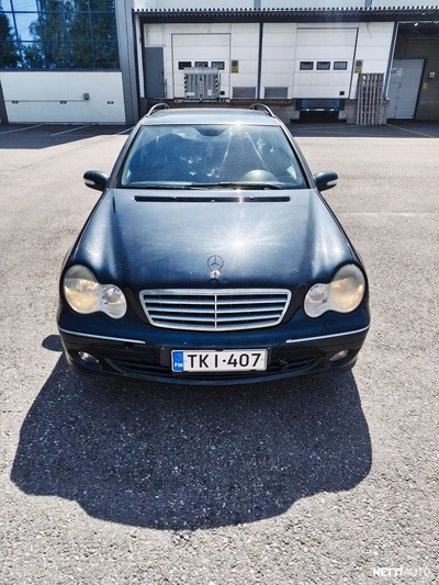 Mercedes-Benz C 200 CDI 2005, kuva 2/12