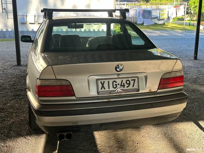 BMW 323 1998, photo 3/7