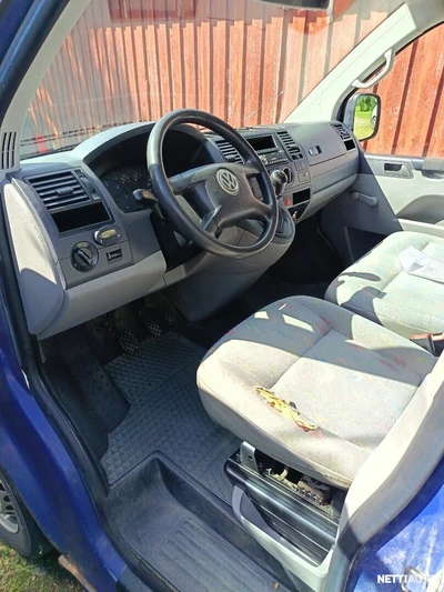 Volkswagen Transporter 2004, photo 6/8