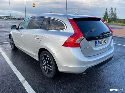 Volvo V60 1,6D DRIVe Summum 2011, photo 7/15