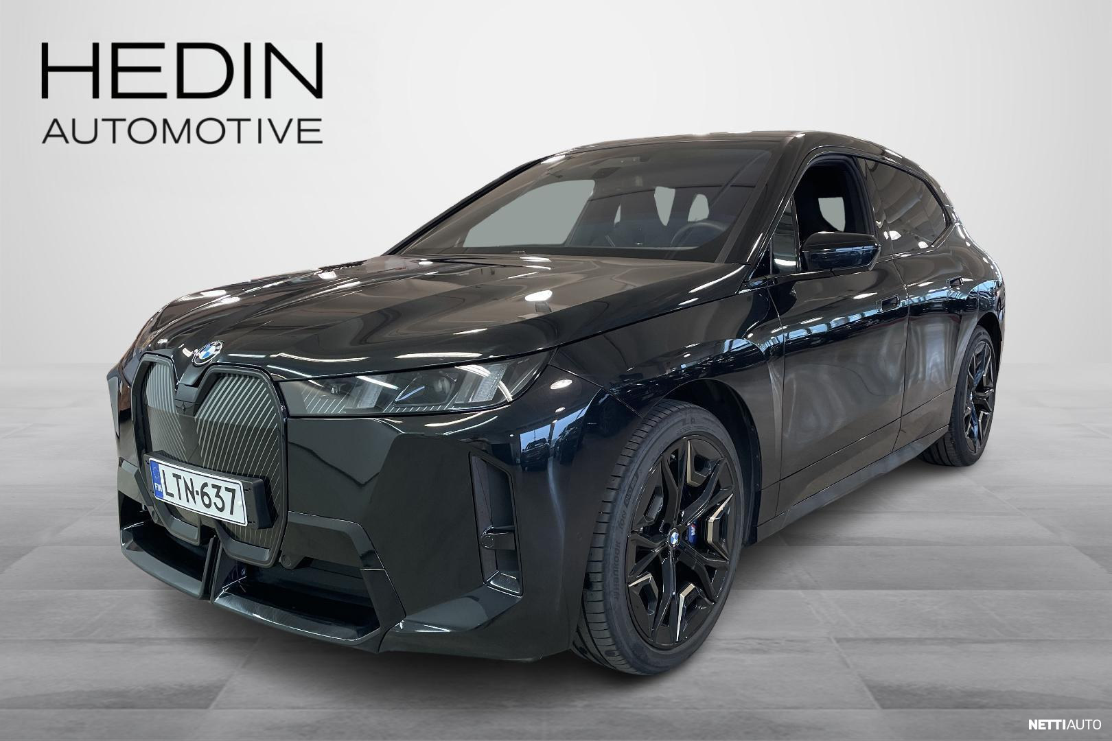 BMW iX
