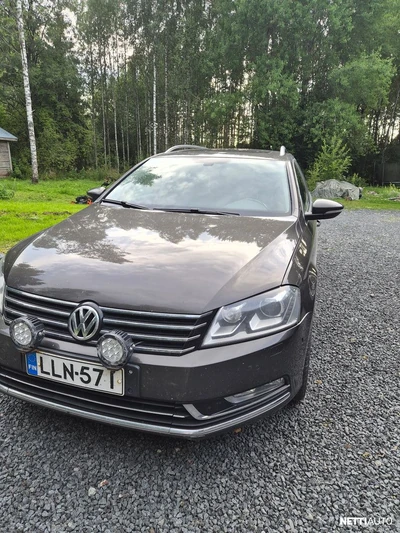 Volkswagen Passat 2013, kuva 4/5