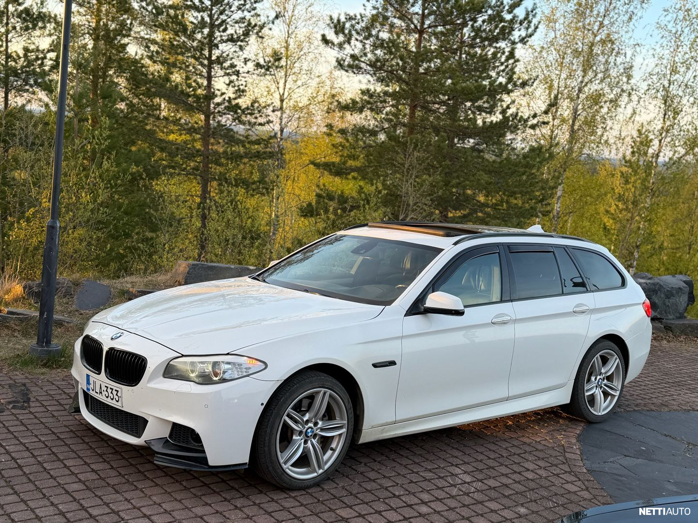 BMW 530