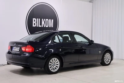 BMW 320 d A E90 Sedan xDrive LCI 2009, photo 5/27