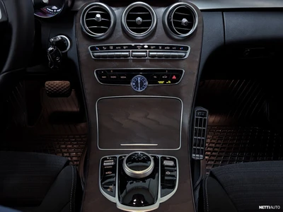 Mercedes-Benz C 350e 2018, kuva 6/25