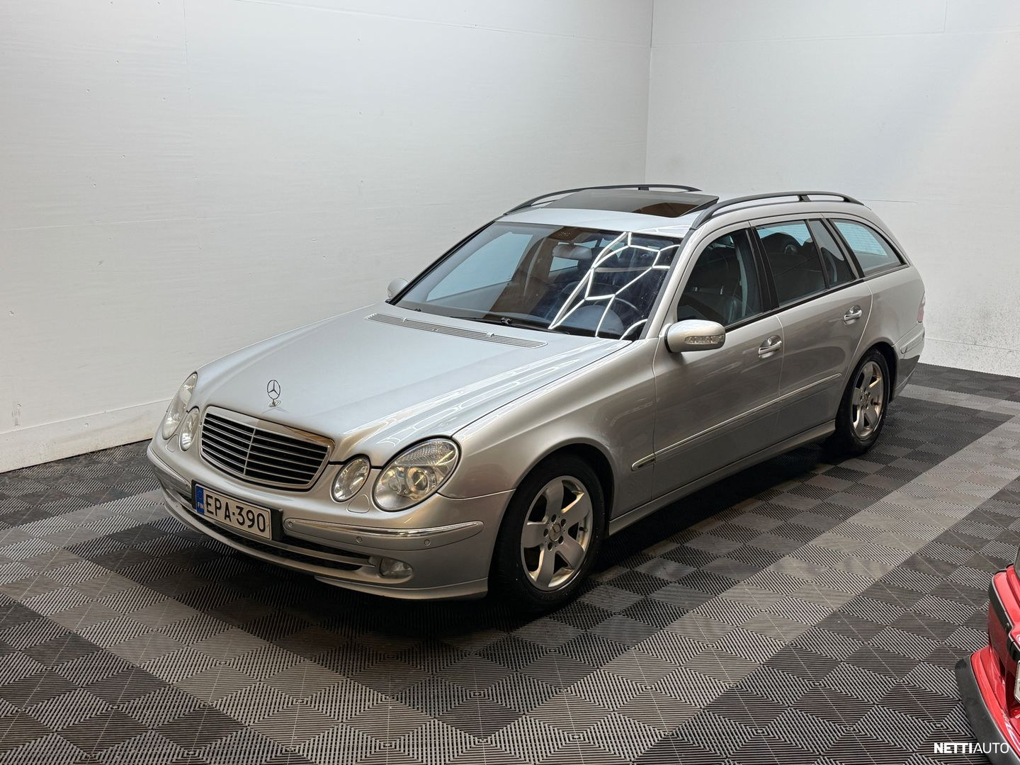 Mercedes-Benz E