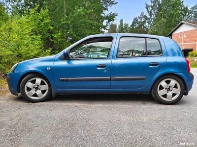 Renault Clio 2001, photo 3/13