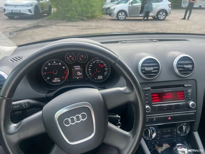 Audi A3 2010, photo 1/10