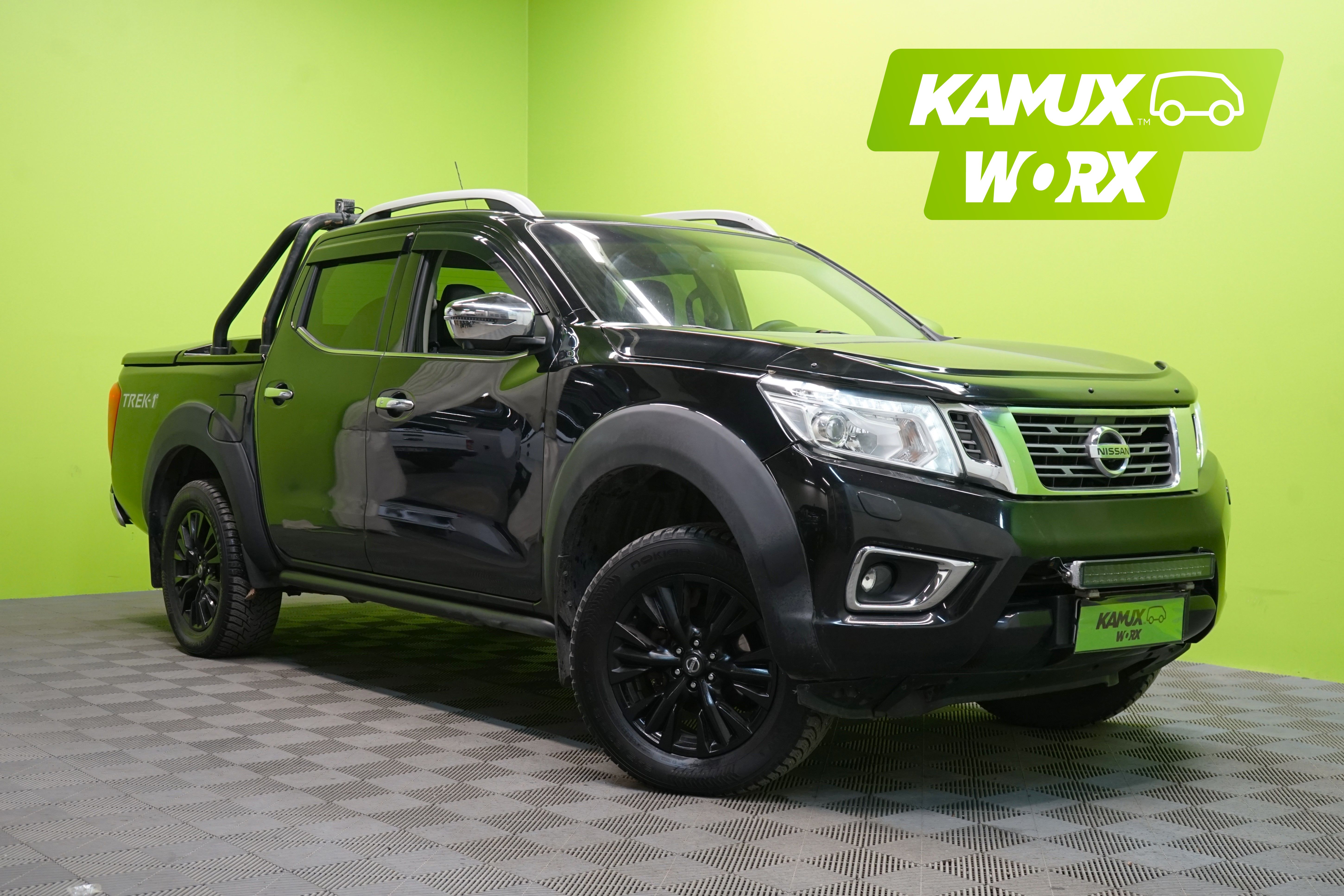 Nissan Navara 2,3 dCi Double Cab AT Tekna TREK-1°