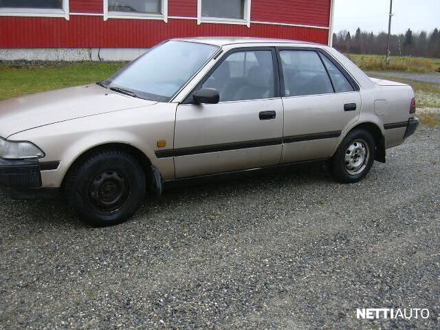 Toyota Carina II