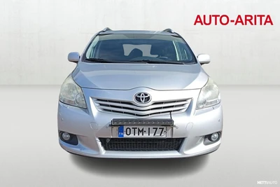 Toyota Verso 1,8 Valvematic Family 7p 2012, kuva 7/19