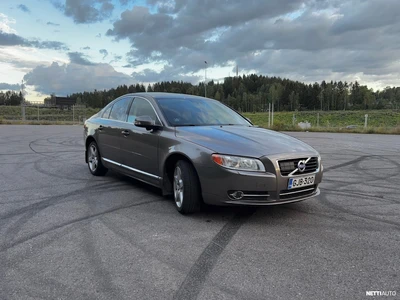 Volvo S80 2,4D Summum aut 2010, photo 1/22