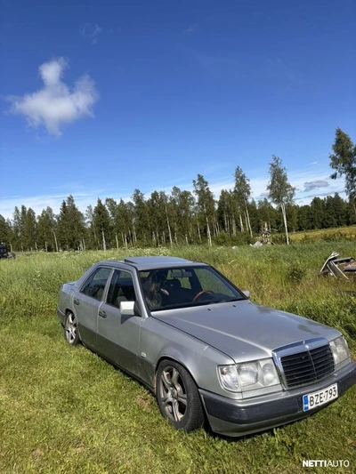 Mercedes-Benz 250 1991, kuva 3/3