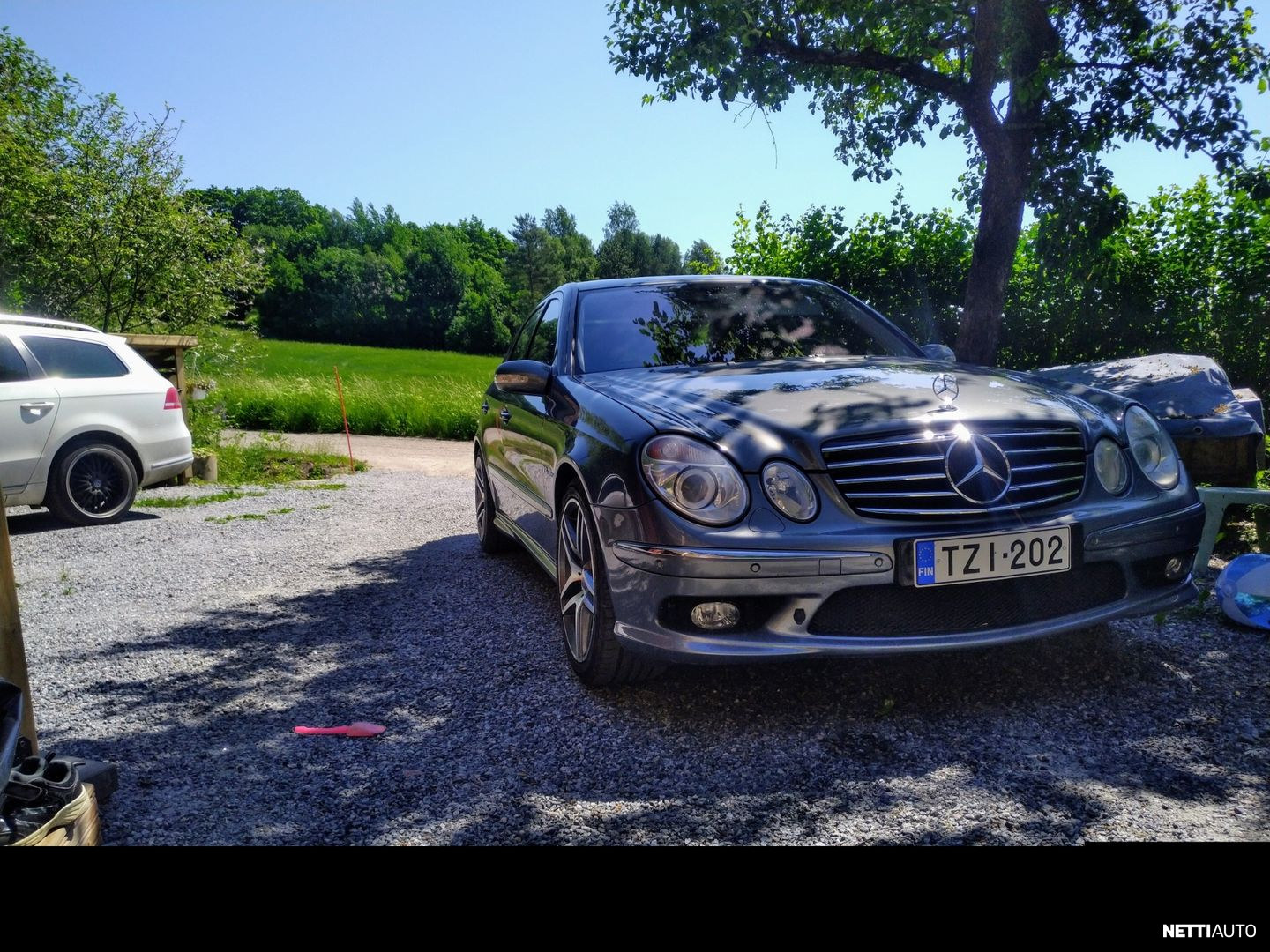 Mercedes-Benz E 55 AMG
