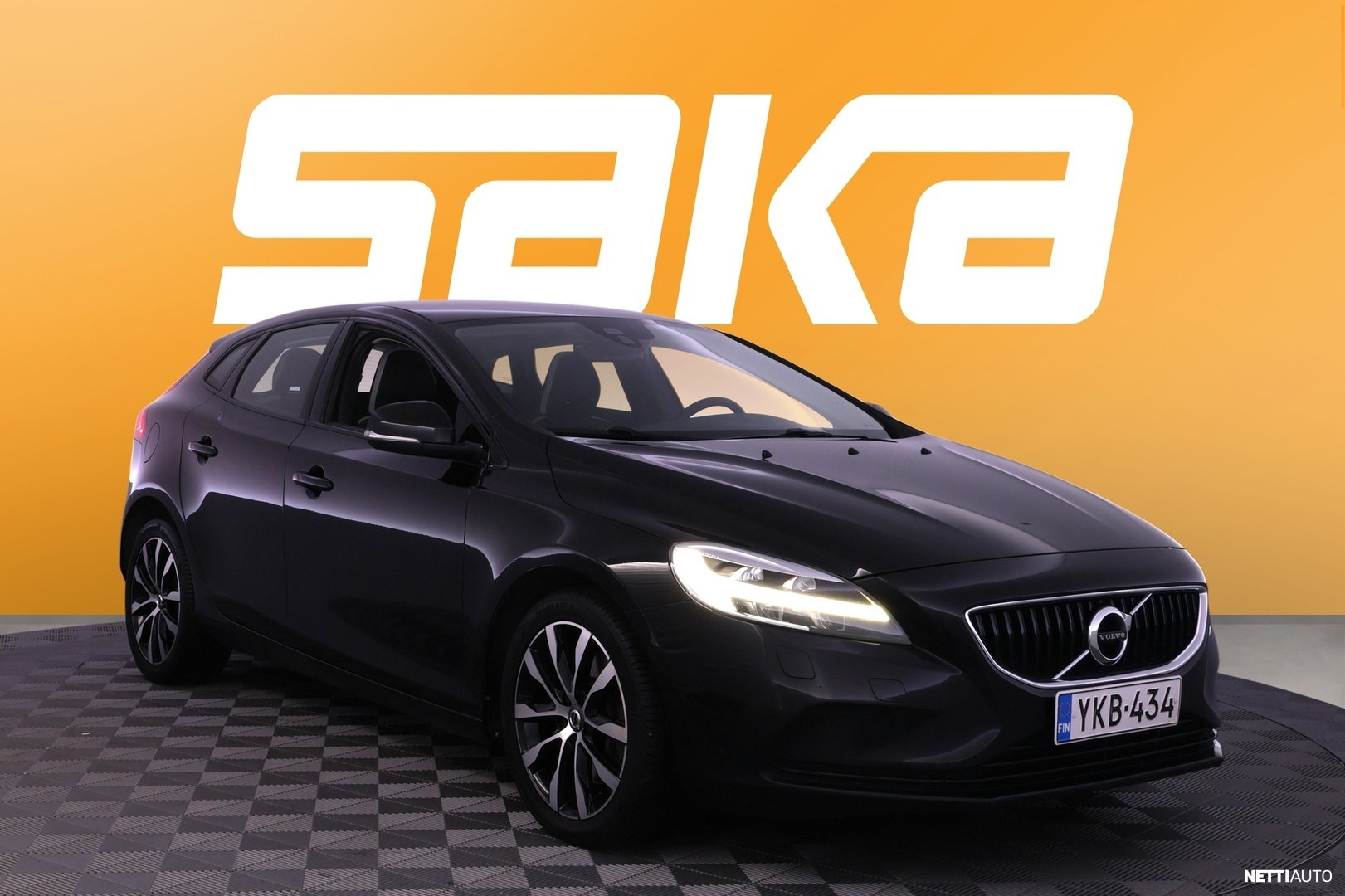 Volvo V40