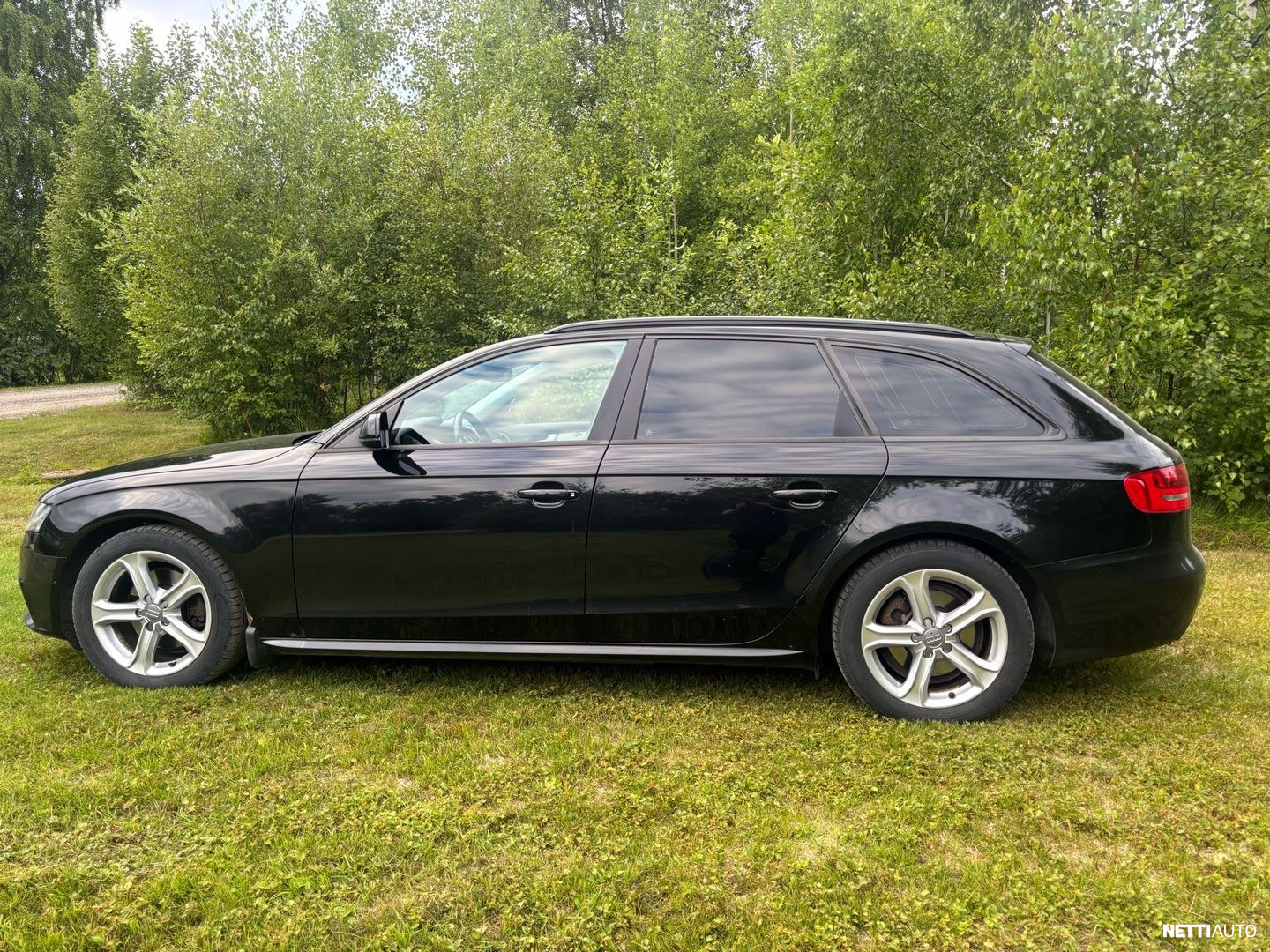 Audi A4 2011, photo 5/11
