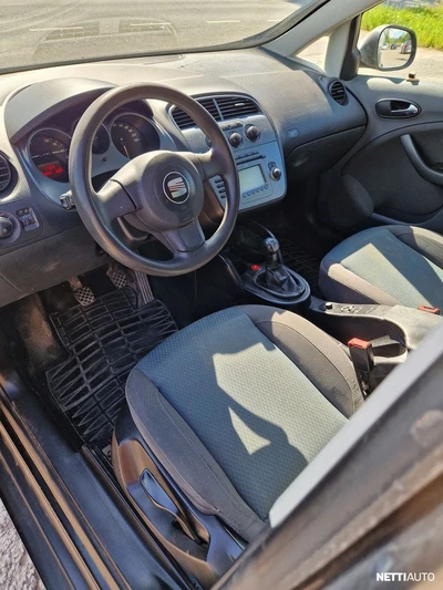 Seat Altea XL 1,9 TDI 2008, kuva 6/8