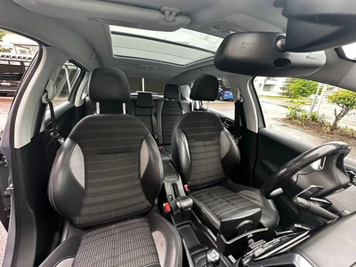 Peugeot 2008 Allure e-HDi 92 FAP 2Tronic 2013, photo 7/13