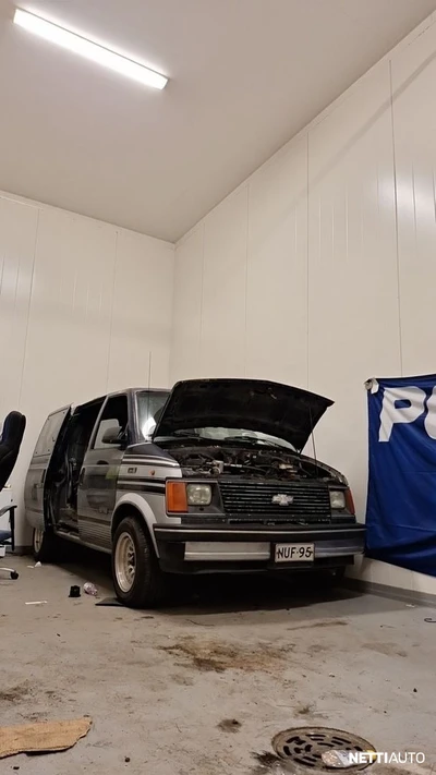 Chevrolet Astro 1990, photo 2/8