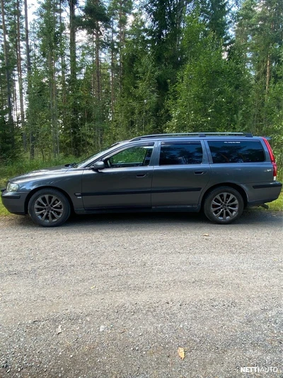 Volvo V70 D5 aut. 2003, photo 6/10