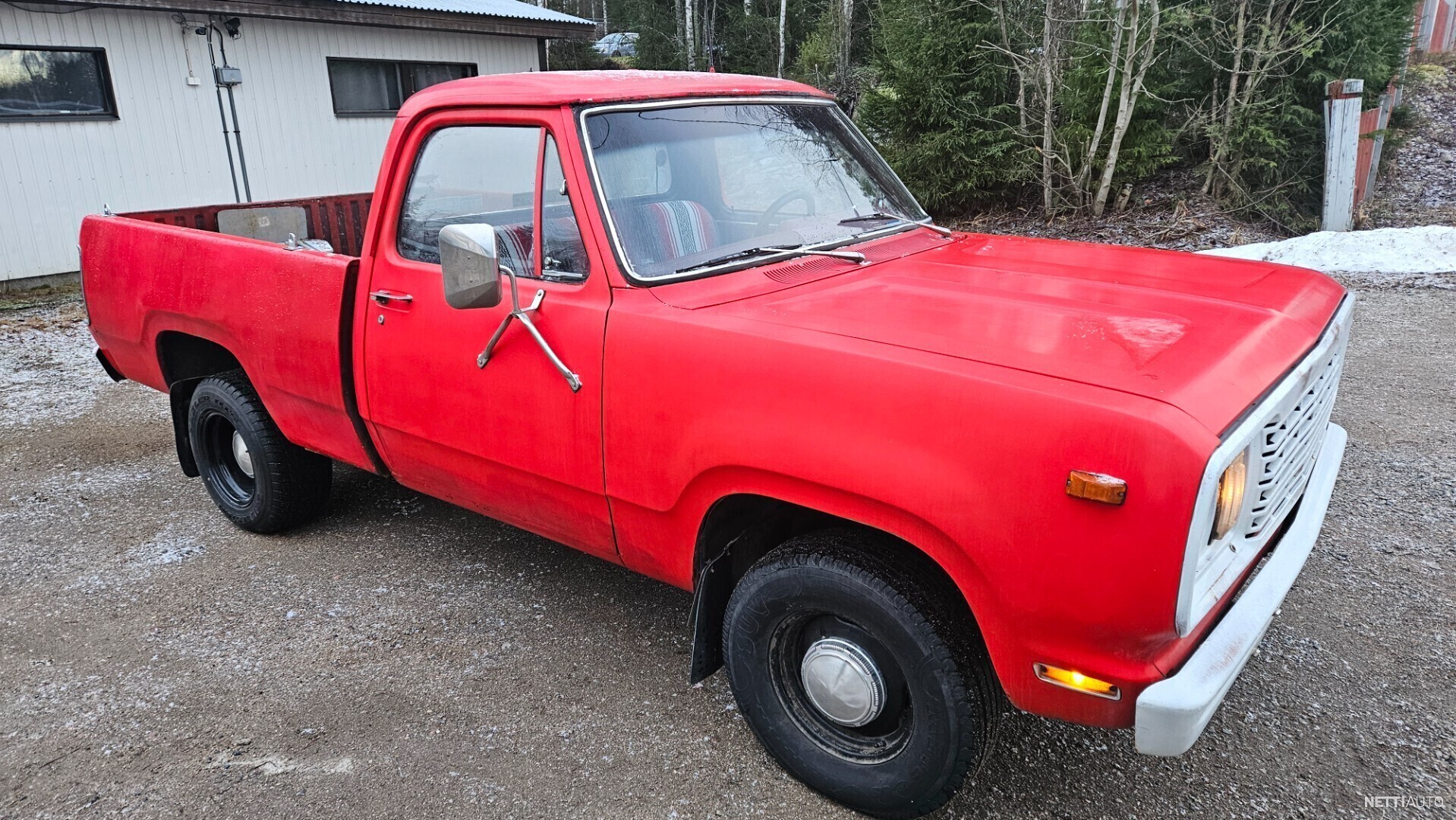 Dodge D150