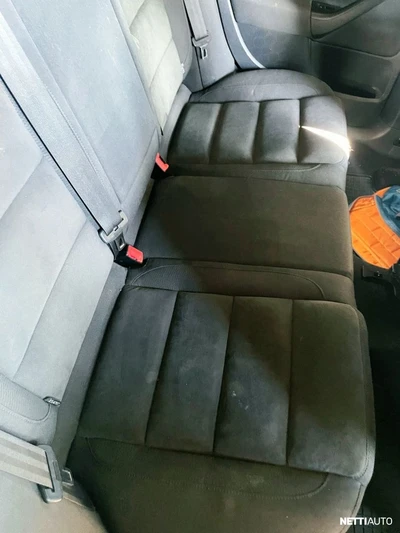 Volkswagen Golf 2010, kuva 8/8