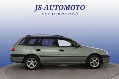 Toyota Avensis 2002, kuva 2/10