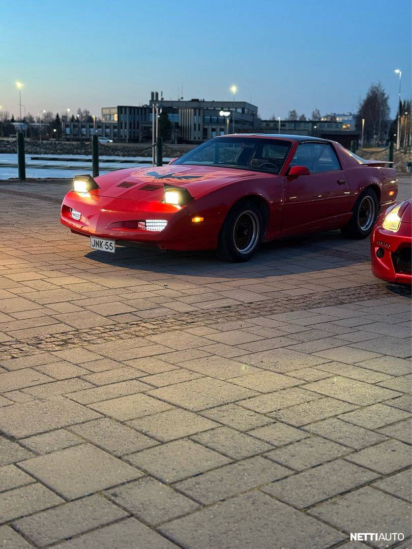 Pontiac Firebird 1991, photo 4/10