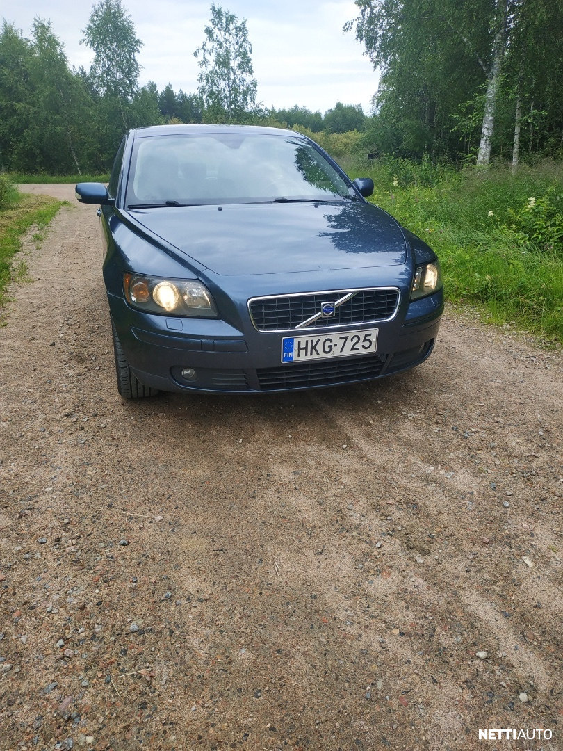 Volvo S40