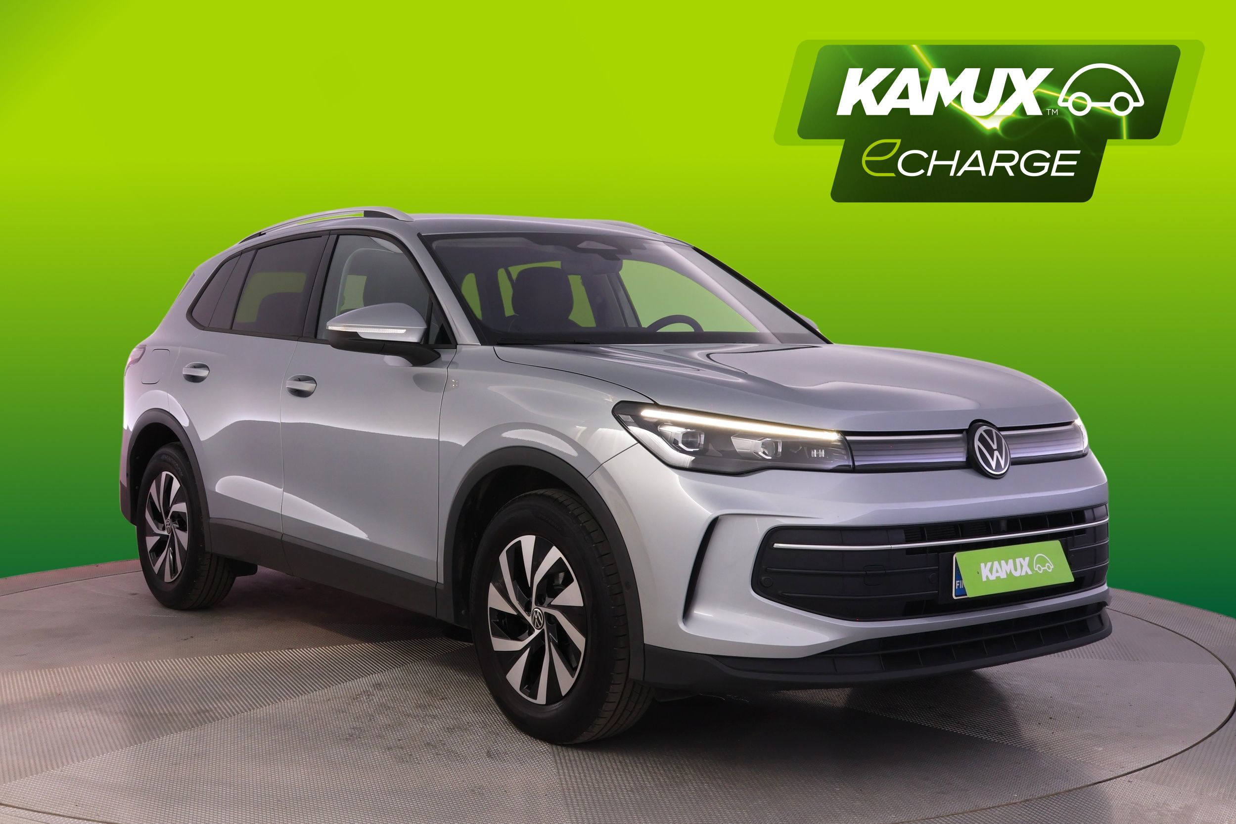 Volkswagen Tiguan Comfort Business 1,5 eTSI 96 kW DSG-automaatti **Täysvarusteltu yksilö**
