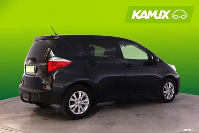 Toyota Verso-S 2012, photo 2/41
