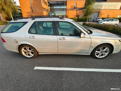 Saab 9-5 Wagon 2,0t Vector Griffin M5 2009, kuva 2/7