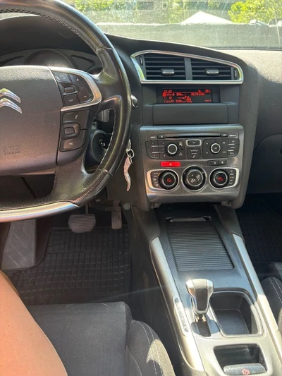 Citroen C4 2011, kuva 5/18