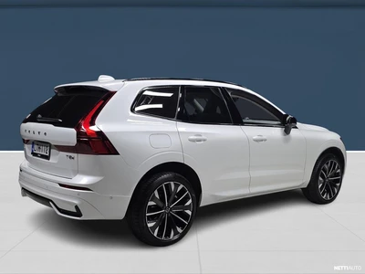 Volvo XC60 2026, photo 4/18