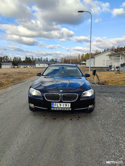 BMW 530 F11 2010, photo 2/8