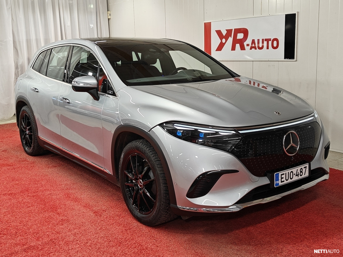 Mercedes-Benz EQS SUV