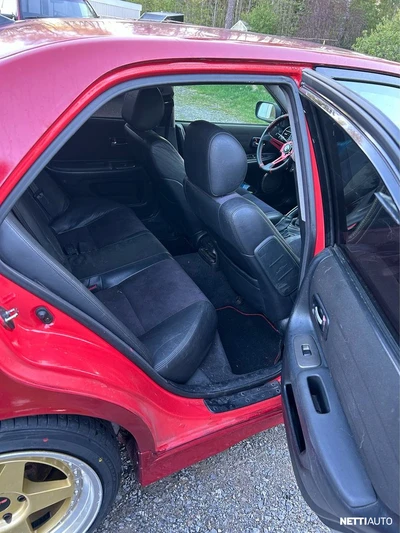 Lexus IS 2002, photo 6/9
