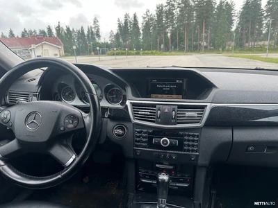 Mercedes-Benz E 2011, photo 6/9