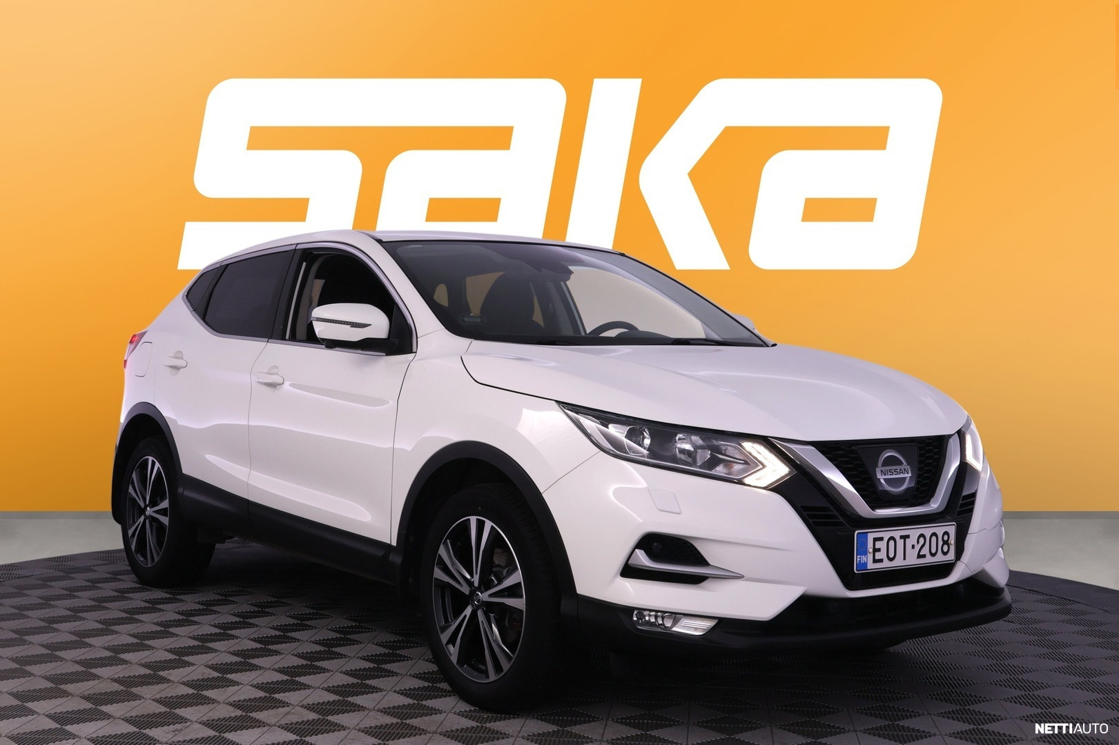 Nissan Qashqai DIG-T 115 N-Connecta 2WD 6M/T