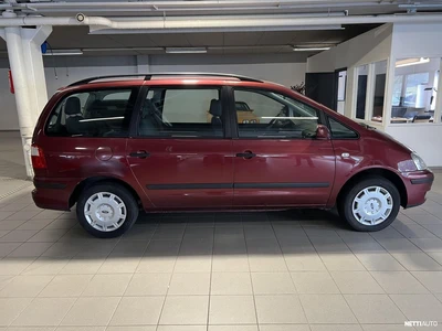 Ford Galaxy 2004, kuva 3/11